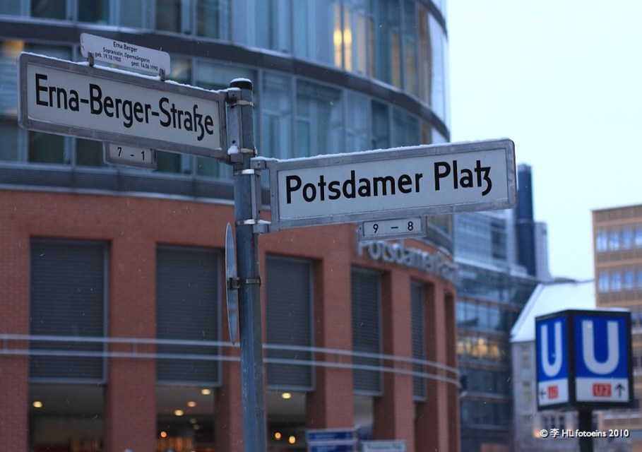 Erna-Berger-Strasse and Potsdamer Platz, Berlin, Germany, fotoeins.com