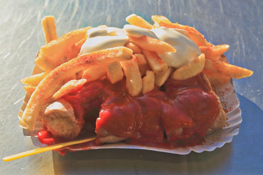 Curry 36, currywurst, Zoologischer Garten, Hardenbergplatz, Berlin, Hauptstadt, Germany, Deutschland, fotoeins.com