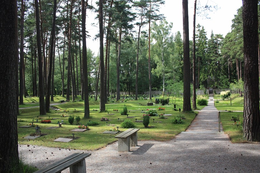 Skogskyrkogarden, Woodland Cemetery, Stockholm, Sweden, fotoeins.com