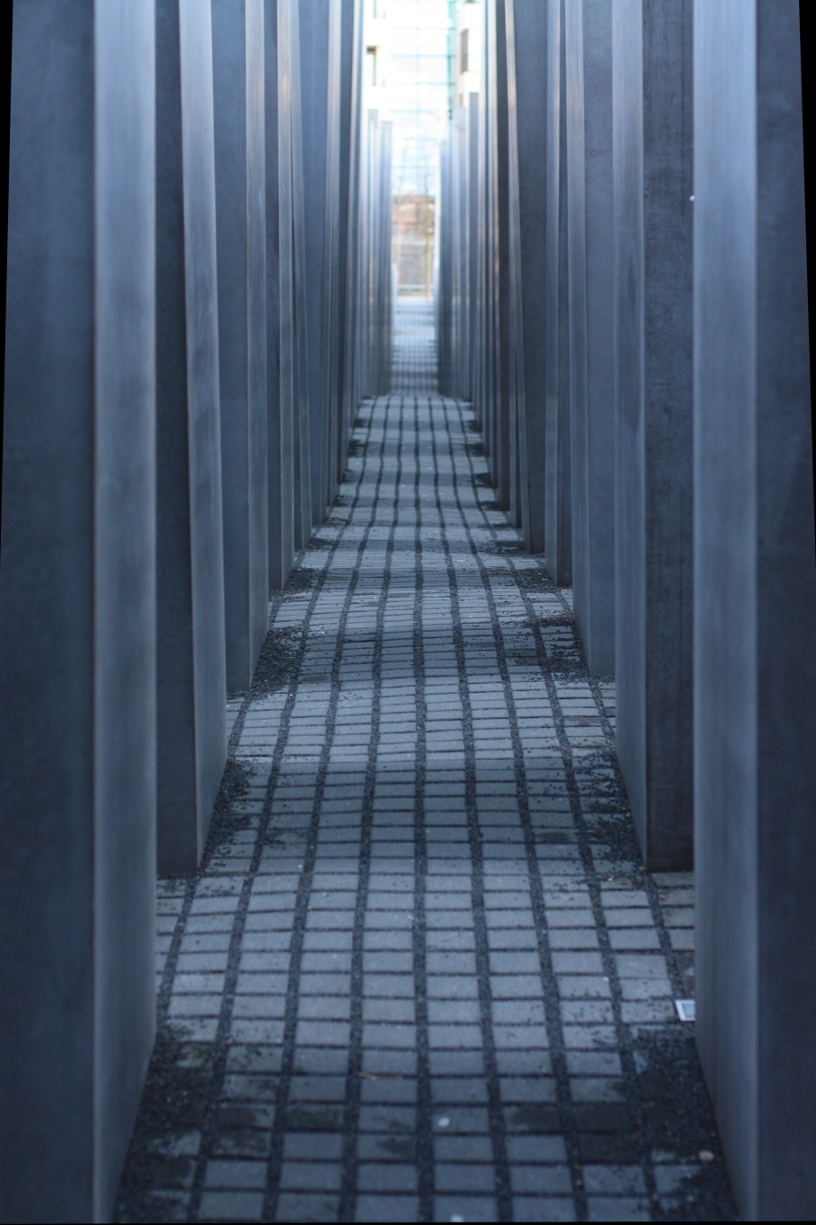 Field of stelae, Holocaust Memorial, Berlin, Germany, fotoeins.com