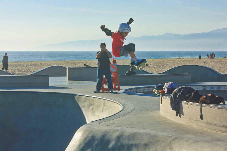 Venice Beach Skatepark, Venice Beach, promenade, Los Angeles, California, USA, fotoeins.com