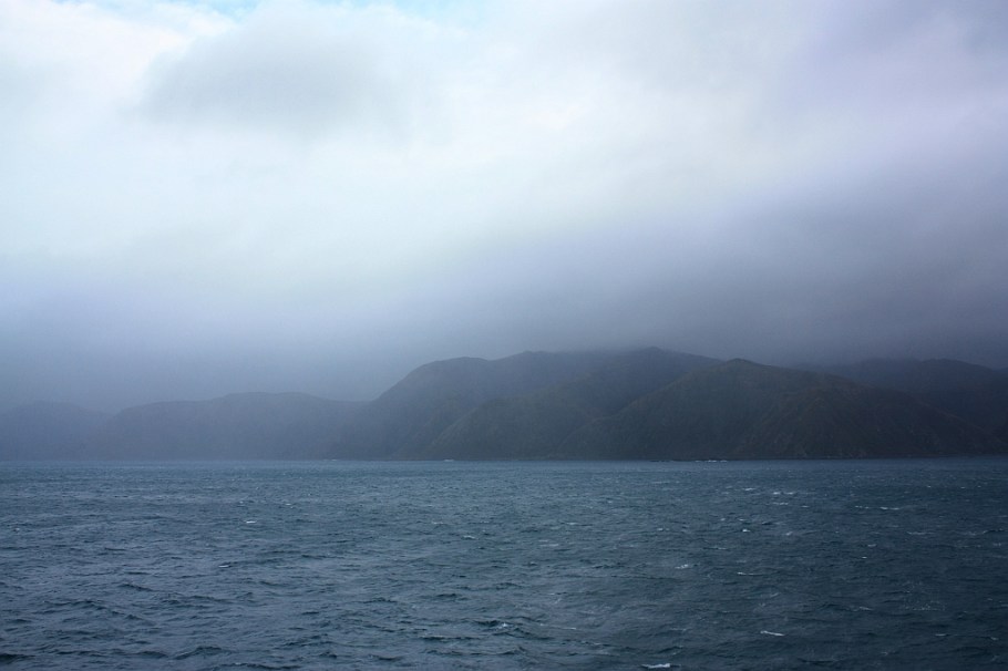 South coast of North Island, on board "Kaitaki" Interislander ferry from Wellington to Picton, New Zealand, fotoeins.com