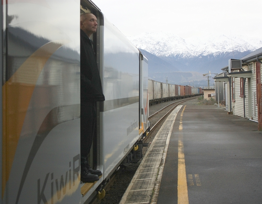 Planned stop in Kaikoura, on KiwiRail Coastal Pacific train, Picton to Christchurch, South Island, New Zealand, fotoeins.com