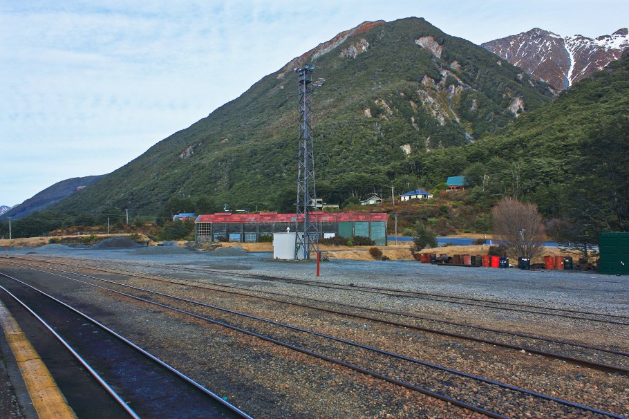 Arthur's Pass, from TranzAlpine train from Christchurch to Greymouth, fotoeins.coms