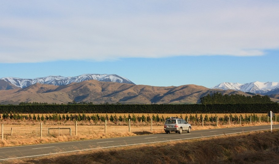 Torlesse Range, from TranzAlpine train from Christchurch to Greymouth, fotoeins.com