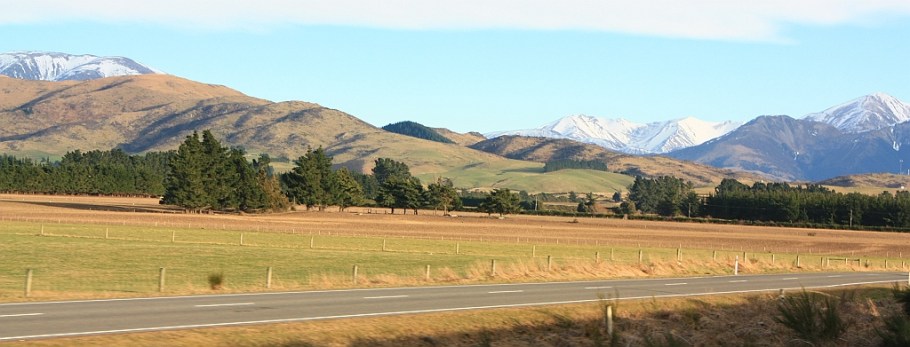Torlesse Range, from TranzAlpine train from Christchurch to Greymouth, fotoeins.com