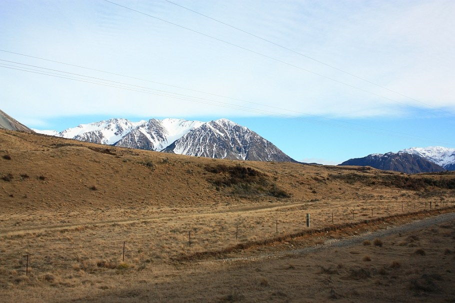 Up into the Torlesse Range, TranzAlpine train from Christchurch to Greymouth, fotoeins.com