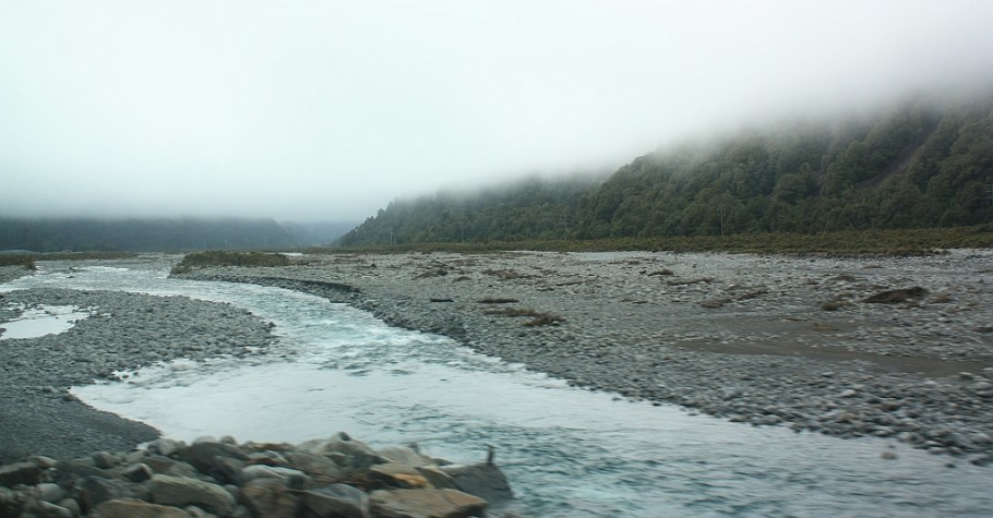Westland, from TranzAlpine train from Christchurch to Greymouth, fotoeins.com