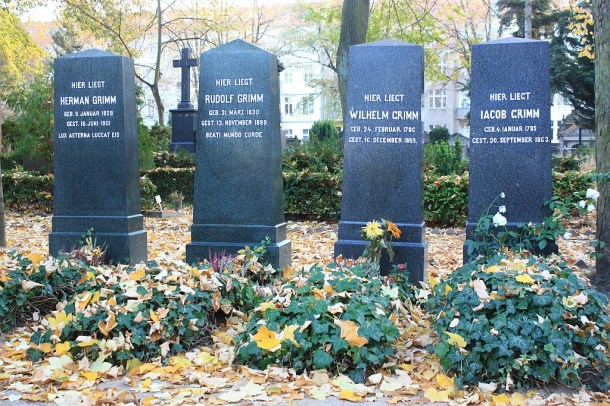 Familie Grimm, Alter St.-Matthäus-Kirchhof, Schöneberg, Berlin, Germany Familie Grimm, Alter St.-Matthäus-Kirchhof, Schöneberg, Berlin, Germany