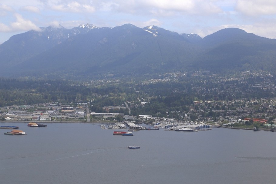 Helijet's "West Coast Spectacular" Vancouver tour