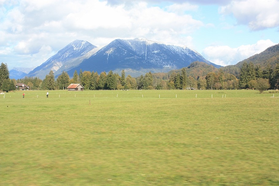 Loisach valley, east to Garmisch-Partenkirchen, Bayerische Zugspitzbahn, fotoeins.com