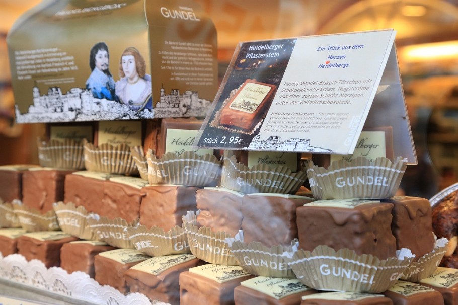 Weihnachten, Backwaren, Cafe Gundel, Karlsplatz, Hauptstrasse 212, Heidelberg, Germany, fotoeins.com