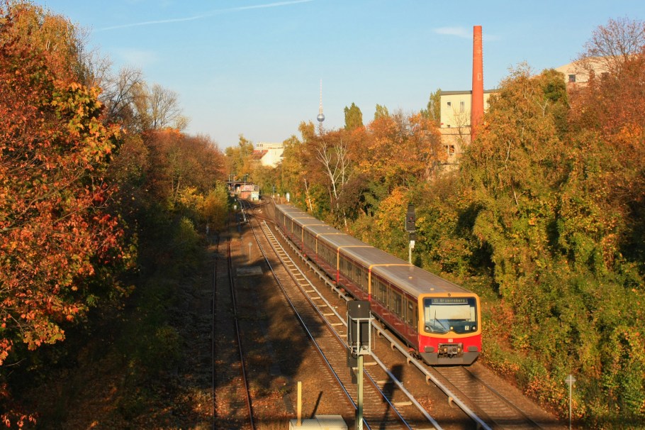 Langenscheidtbrücke, Schöneberg, Berlin, Germany, fotoeins.com