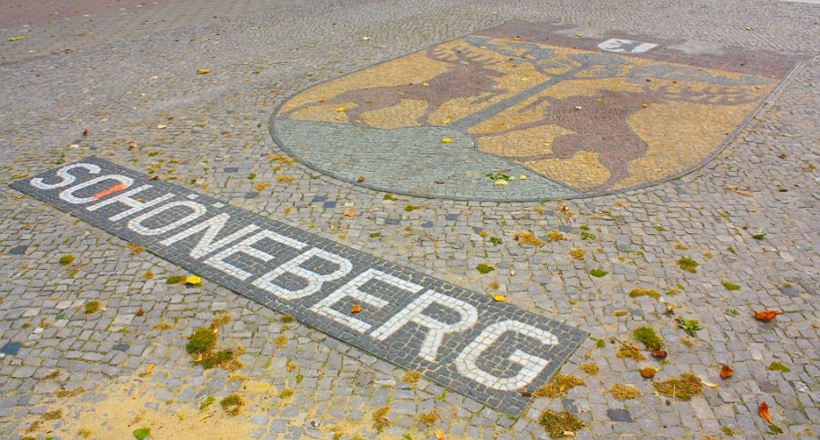 U-Bhf Rathaus Schöneberg, Rudolph-Wilde-Park, ehem. Stadtpark, Schöneberg, Berlin, Germany, fotoeins.com