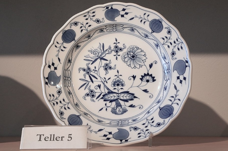 Haus Meissen, Meissener Porzellan, Staatliche Porzellan-Manufaktur Meissen, Meissen, Sachsen, Saxony, Germany, fotoeins.com