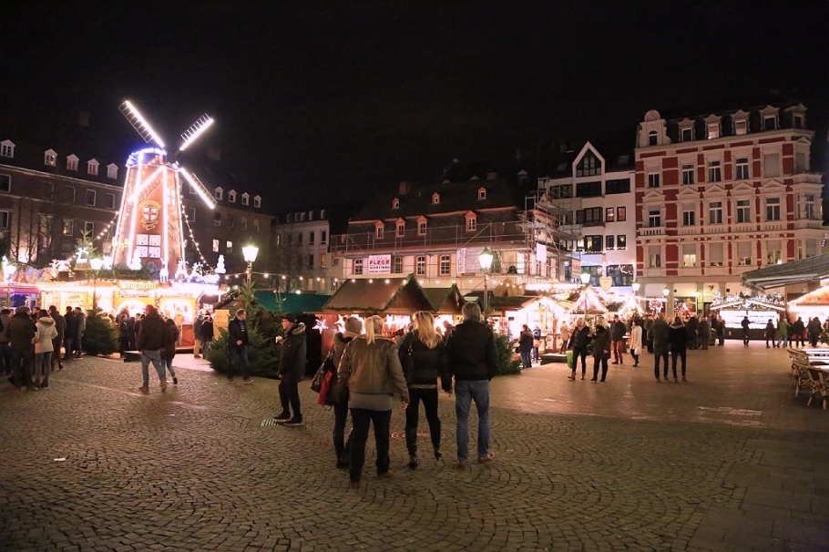 Münzplatz, Altstadt, Koblenzer Weihnachtsmarkt, Koblenz, Germany, fotoeins.com