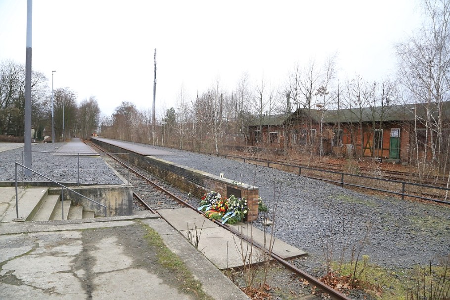 Mahnmal Gleis 17, Berlin Grunewald, Gueterbahnhof Grunewald, Bahnhof Grunewald, Memorial at track 17, Grunewald station, Grunewald, Berlin, Germany, fotoeins.com
