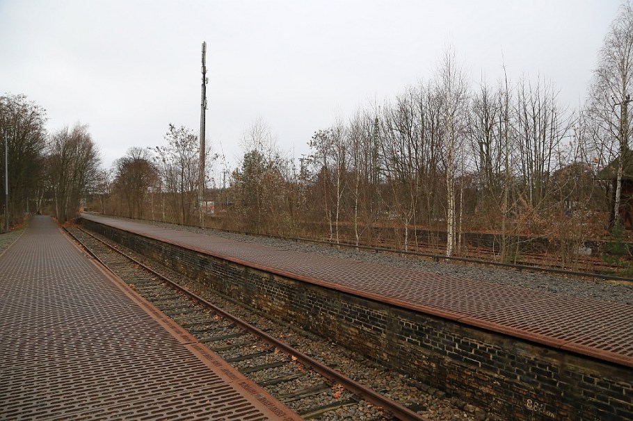 Mahnmal Gleis 17, Berlin Grunewald, Gueterbahnhof Grunewald, Bahnhof Grunewald, Memorial at platform 17, Grunewald station, Grunewald, Berlin, Germany, fotoeins.com