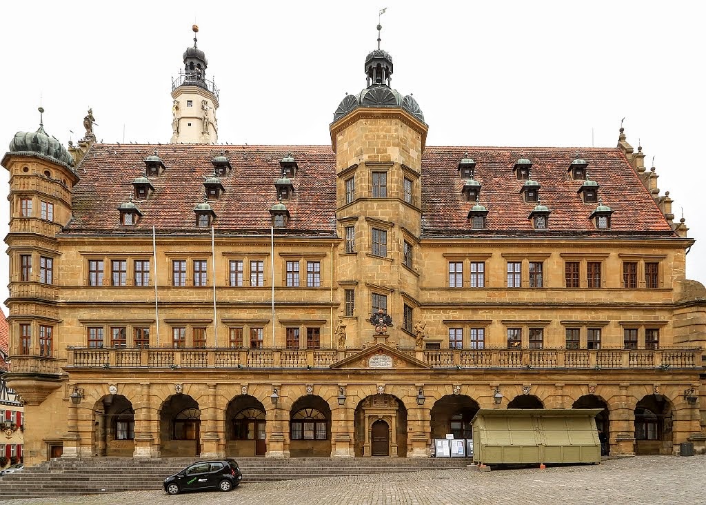 Rothenburg ob der Tauber: medieval city by day | Fotoeins
