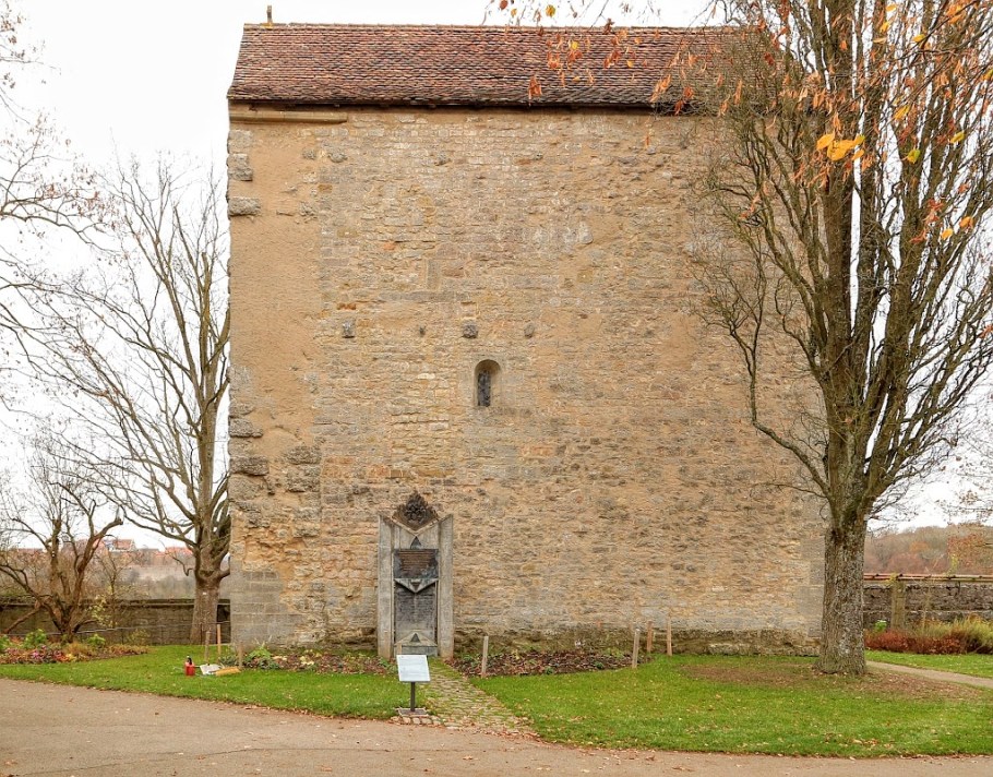 Pogrom-Gedenkstein, Burggarten, Altstadt, Rothenburg ob der Tauber, Germany, fotoeins.com