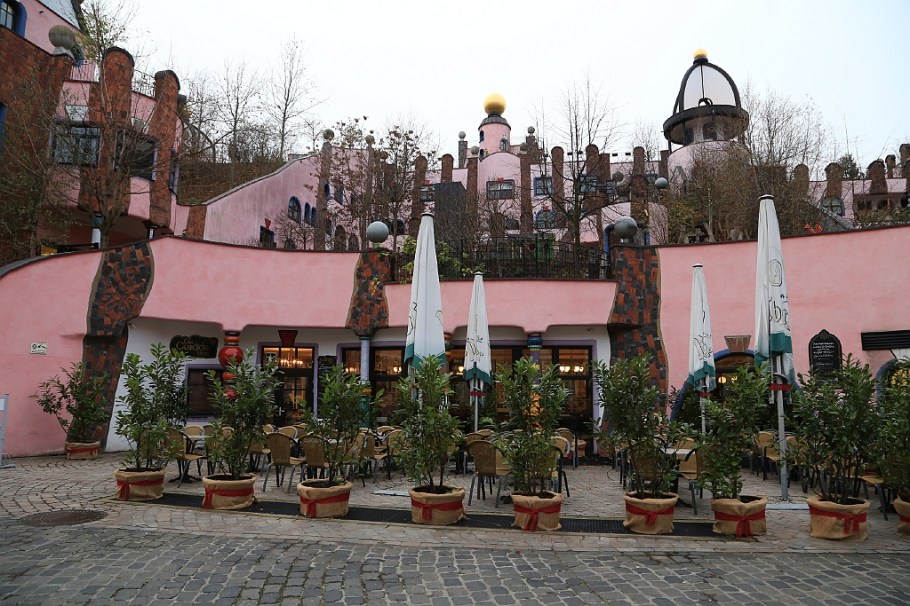 Gruene Zitadelle, Green Citadel, Friedensreich Hundertwasser, Magdeburg, Sachsen-Anhalt, Saxony-Anhalt, Germany, fotoeins.com