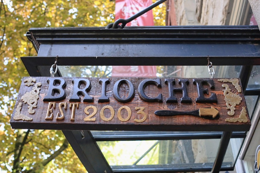 Gastown Food Tour, Taste Vancouver Food Tours, Gastown, Vancouver, BC, Canada, fotoeins.com