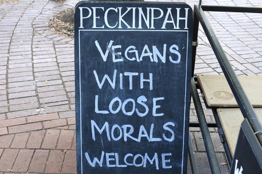 Gastown Food Tour, Taste Vancouver Food Tours, Gastown, Vancouver, BC, Canada, fotoeins.com