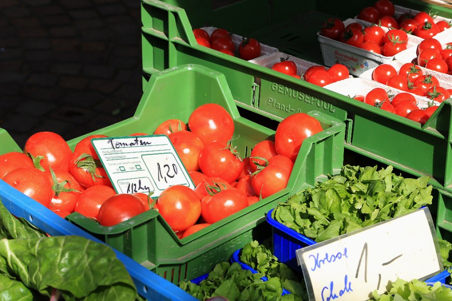 Wochenmarkt, Saturday farmers market, Neuenheimer Markt, Markplatz, Neuenheim, Heidelberg, Germany, fotoeins.com