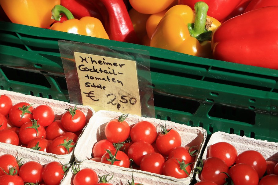 Wochenmarkt, Saturday farmers market, Neuenheimer Markt, Markplatz, Neuenheim, Heidelberg, Germany, fotoeins.com