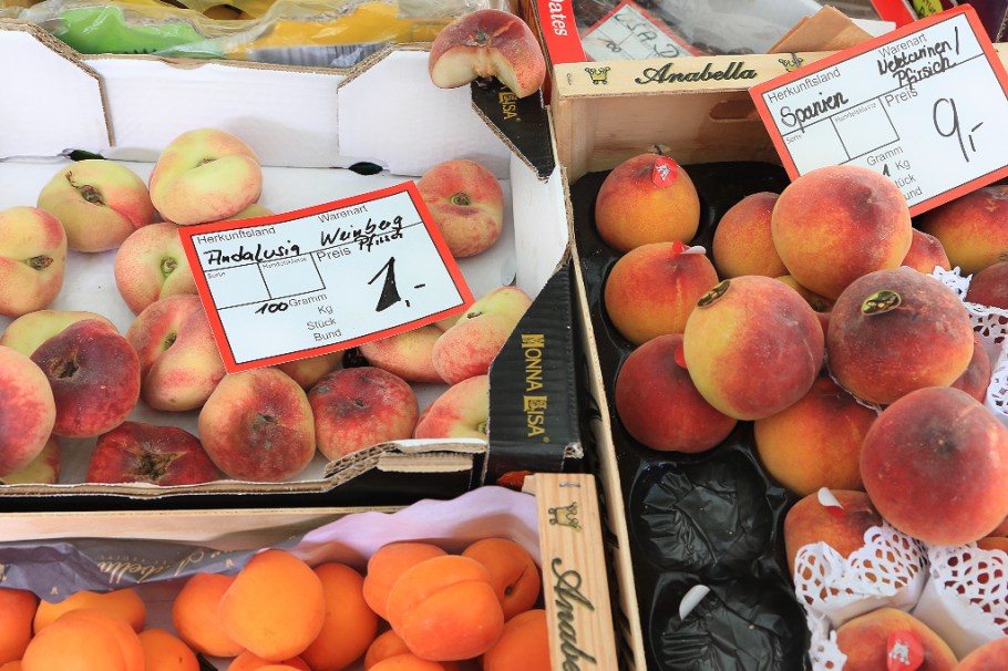 Wochenmarkt, Saturday farmers market, Neuenheimer Markt, Markplatz, Neuenheim, Heidelberg, Germany, fotoeins.com