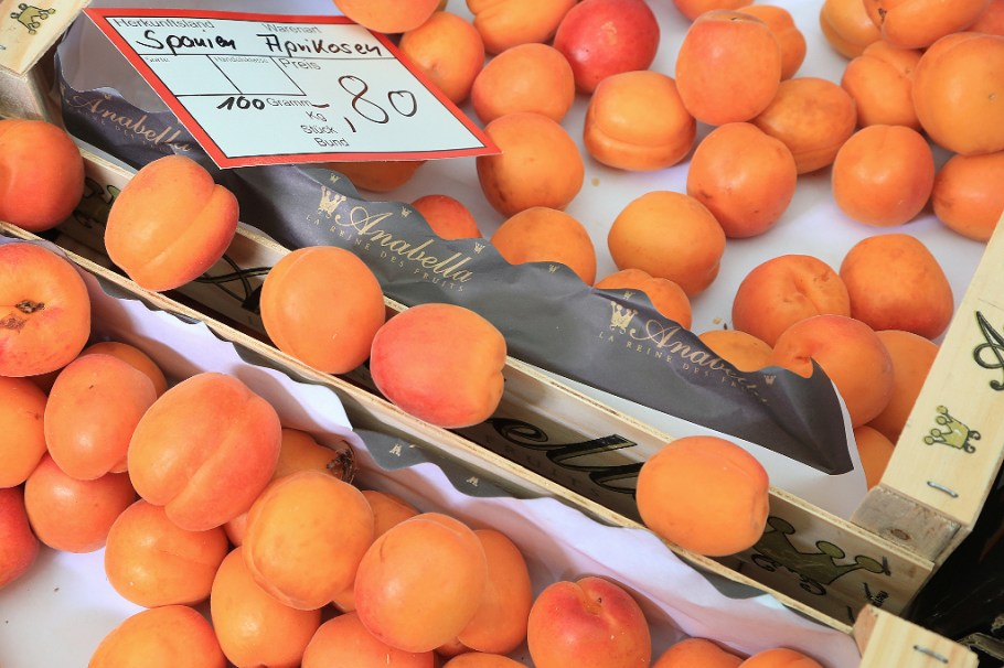 Wochenmarkt, Saturday farmers market, Neuenheimer Markt, Markplatz, Neuenheim, Heidelberg, Germany, fotoeins.com