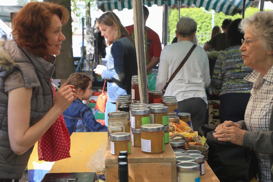 Wochenmarkt, Saturday farmers market, Neuenheimer Markt, Markplatz, Neuenheim, Heidelberg, Germany, fotoeins.com