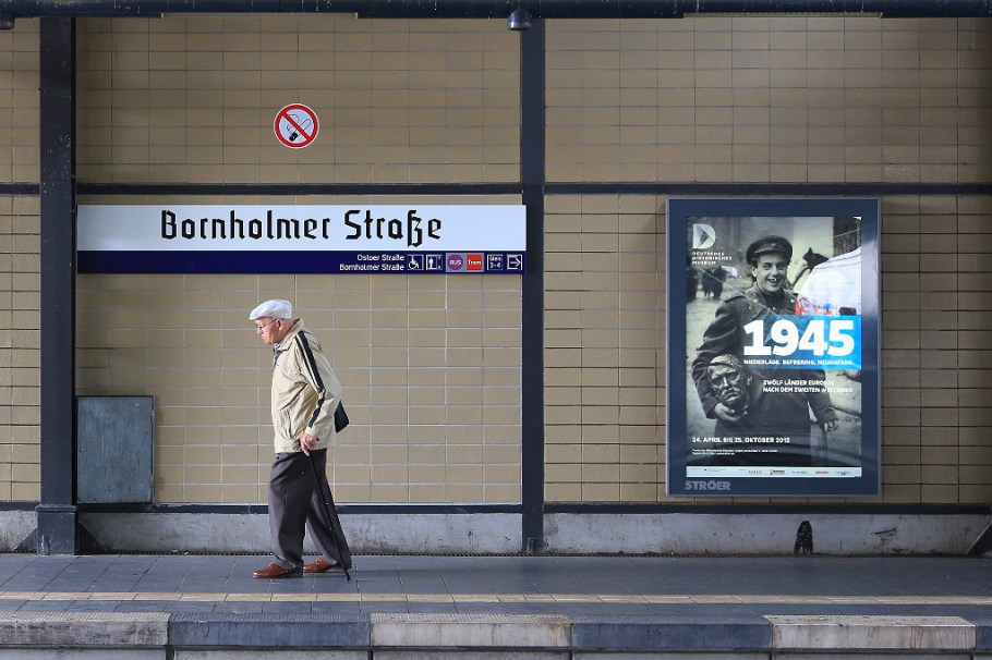 LensCulture Street Photography 2015 entry, Henry Lee, fotoeins.com