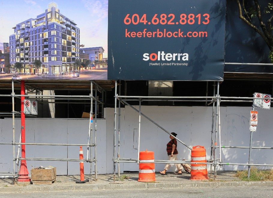 LensCulture Street Photography 2015 entry, Henry Lee, fotoeins.com