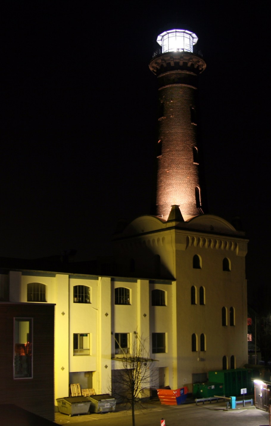 Heliosturm in Köln-Ehrenfeld (Wiki), by Superbass