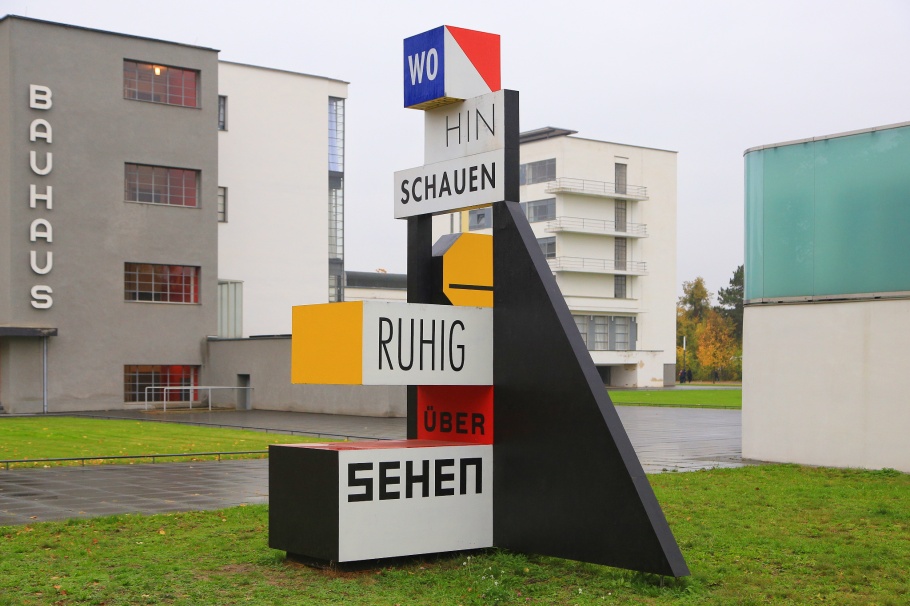 Bauhaus, Bauhaus Dessau, Dessau, Saxony-Anhalt, Sachsen-Anhalt, Germany, UNESCO, World Heritage, fotoeins.com