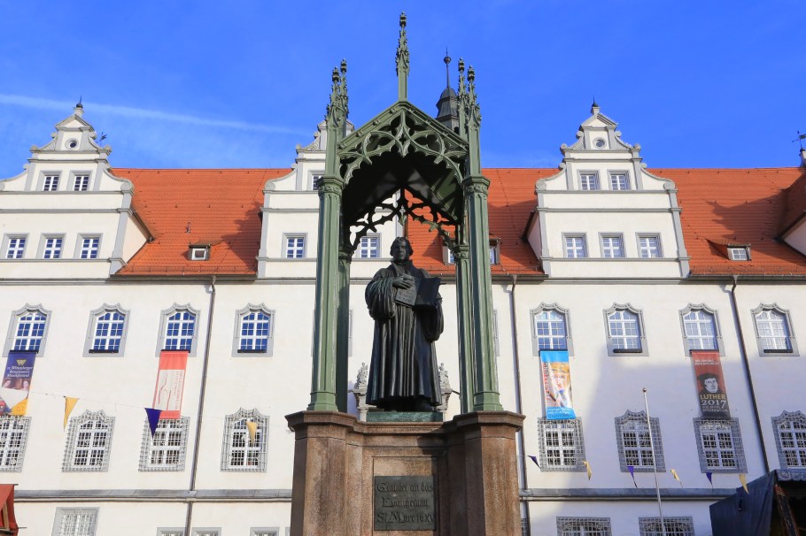 Lutherdenkmal, Luther Memorial, Lutherstadt Wittenberg, Wittenberg, Saxony-Anhalt, Sachsen-Anhalt, Germany, fotoeins.com