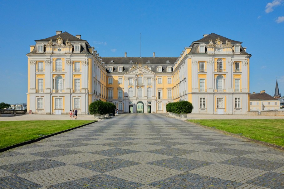 Augustusburg Palace, Schloss Augustusburg, Brühl, Nordrhein-Westfalen, North Rhine-Westphalia, Germany, Deutschland, fotoeins.com