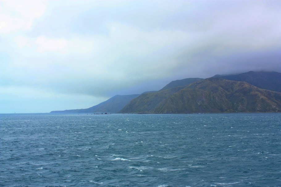 Interislander, Sinclair Head, Te Rimurapa, Cook Strait, Raukawa, North Island Te Ika a Maui, New Zealand, Aotearoa, myRTW, fotoeins.com