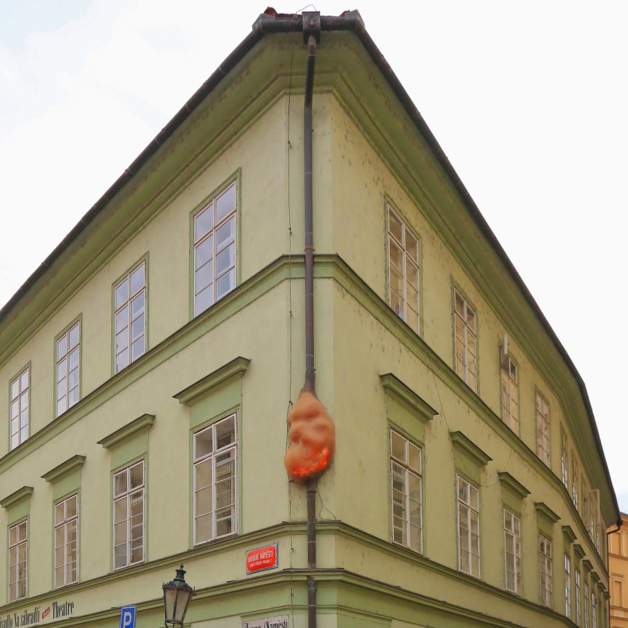 David Cerny, sculpture, contemporary art, Prague, Praha, Czech Republic, fotoeins.com