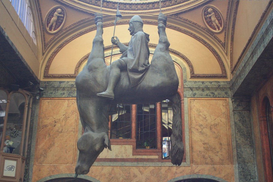 David Cerny, sculpture, contemporary art, Prague, Praha, Czech Republic, fotoeins.com