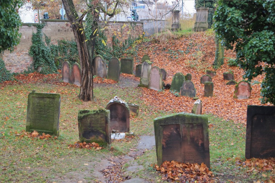 Holy Sand, Jewish cemetery, Worms, Warmaisa, Schum Cities, Rheinland-Pfalz, Rhineland-Palatinate, Germany, fotoeins.com