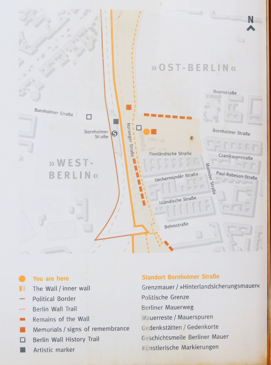 Platz des 9. November 1989, Boesebruecke, Bornholmer Strasse, S Bornholmer Strasse, S-Bahn Berlin, Berliner Mauer, Berlin Wall, Berlin, Hauptstadt, Germany, fotoeins.com
