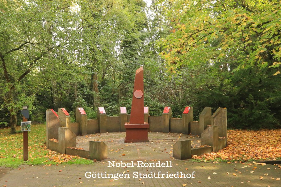 Nobel-Rondell, Nobel Rondel, Nobel Prize, Stadtfriedhof, Göttingen, Niedersachsen, Lower Saxony, Germany, fotoeins.com