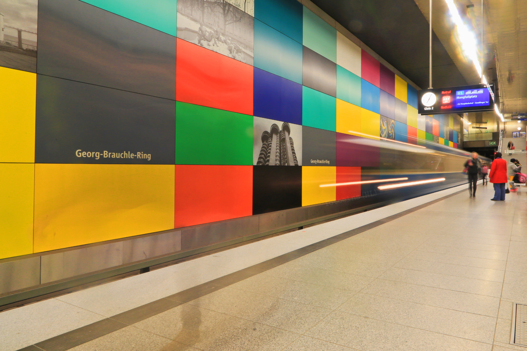 Georg-Brauchle-Ring, MVG München, U-Bahn, München, Munich, Germany, fotoeins.com