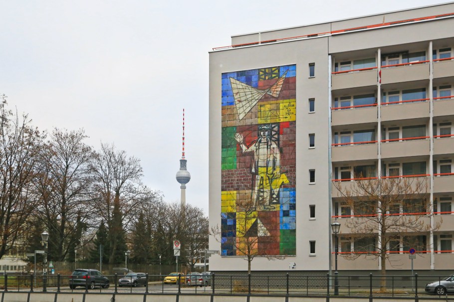 Kupfergraben, Fernsehturm, ThatTowerAgain, Berlin, Germany, fotoeins.com