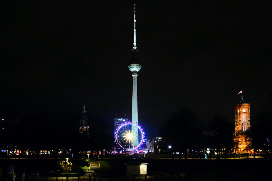 Humboldt-Panorama, Humboldt Forum, Rotes Rathaus, Marienkirche, Fernsehturm, ThatTowerAgain, Berlin, Germany, Deutschland, fotoeins.com
