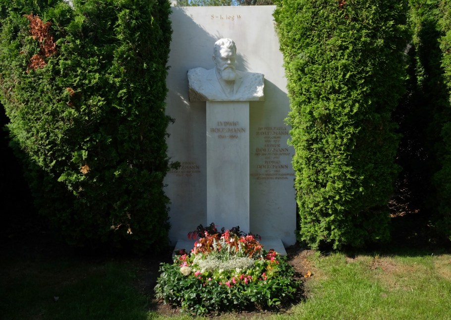 Ludwig Boltzmann, Wiener Zentralfriedhof, Vienna Central Cemetery, Vienna, Wien, Austria, fotoeins.com