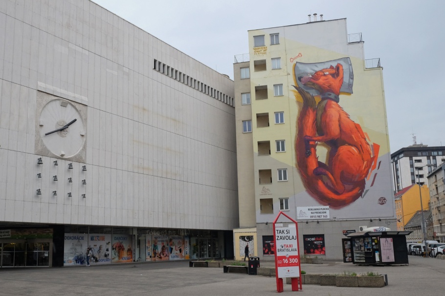 Fat Heat, 2016 Bratislava Street Art Festival, Kamenne namestie, Bratislava, Slovakia, fotoeins.com