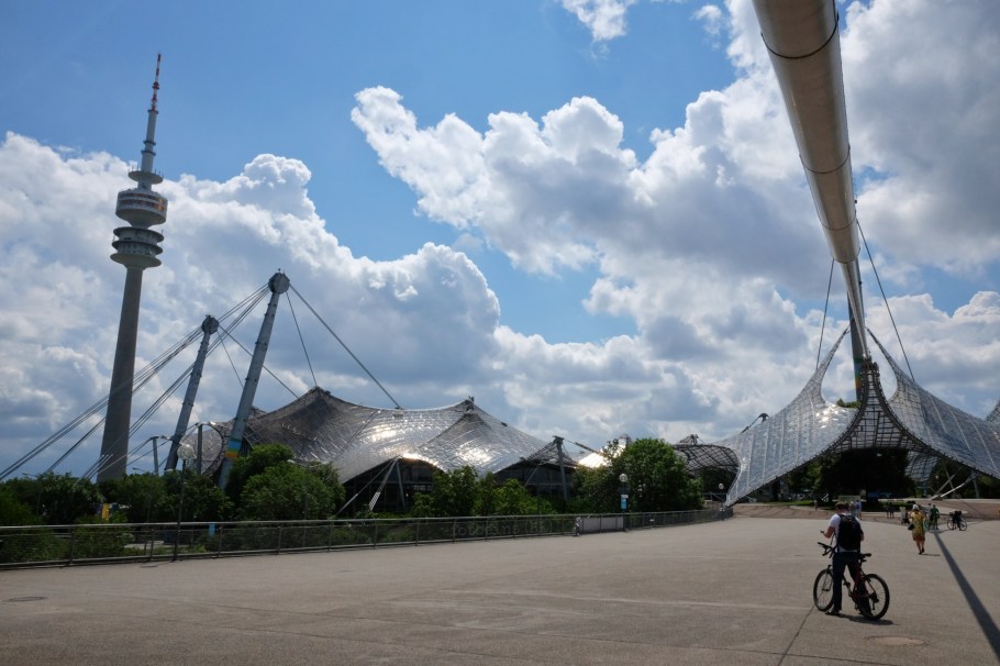 Hanns-Braun-Brücke, Olympiapark, Olympiaturm, Muenchen, Munich, Bavaria, Bayern, Germany, fotoeins.com